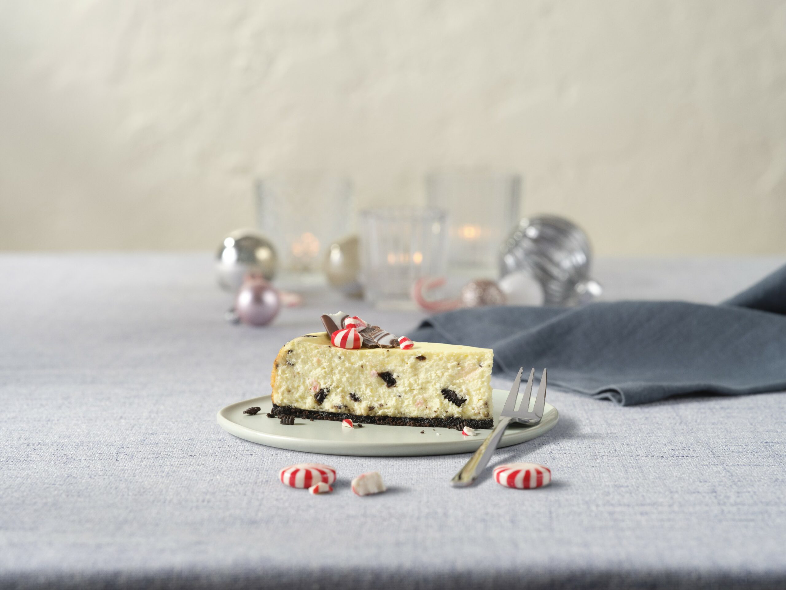 Cookies and Cream Peppermint Cheesecake Recipe • Rouses Supermarkets